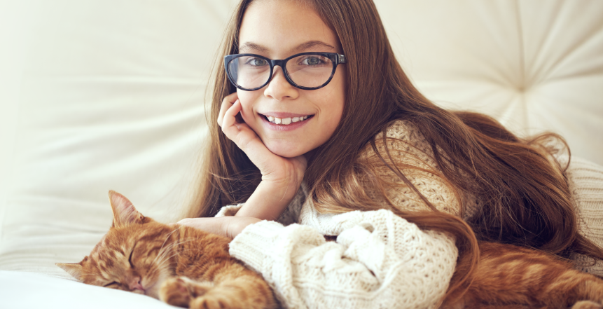 Фото - В обіймах з котом